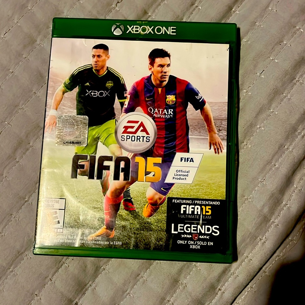 Fifa 15 (pre owned)